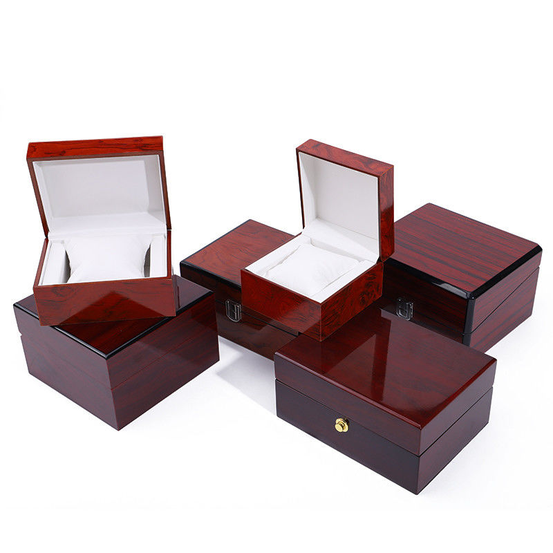 Exquisite Glossy Wooden Luxury Watch Storage Case Watch Holder Box Customizable