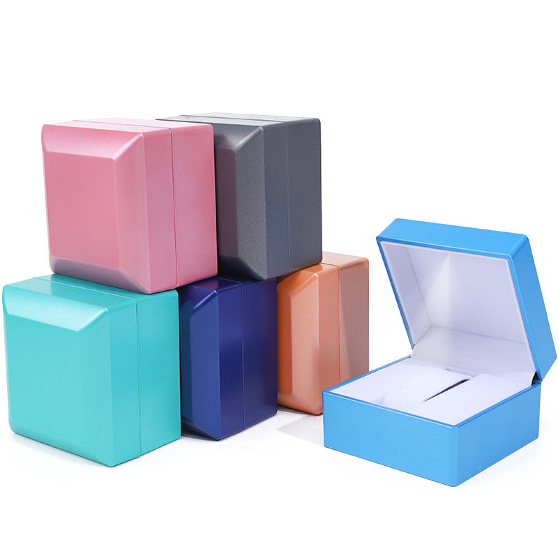 Handmade Gorgeous Mini Watch Luxury Packaging Box Protection Convex Holder for Men