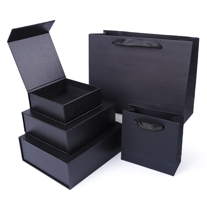 Paper jewelry Gift Box Packaging Eco Friendly Cardboard black Magnetic Jewelry Box