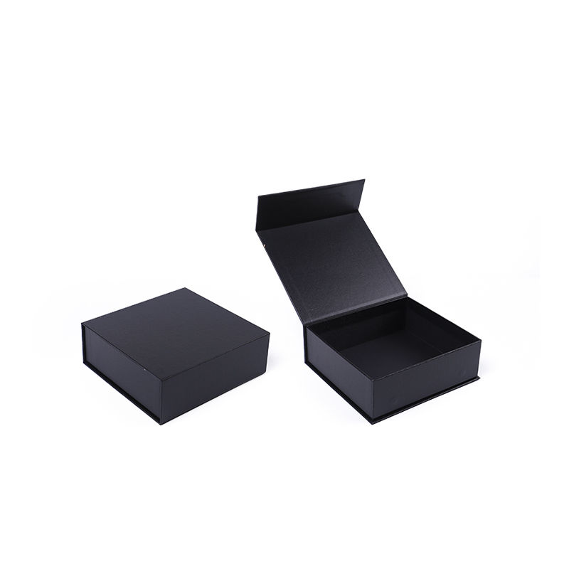 Paper jewelry Gift Box Packaging Eco Friendly Cardboard black Magnetic Jewelry Box