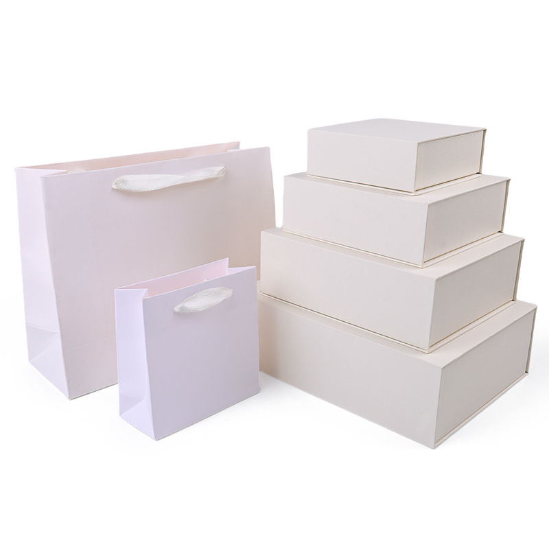 Paper jewelry Gift Box Packaging Eco Friendly Cardboard white Magnetic Jewelry Box