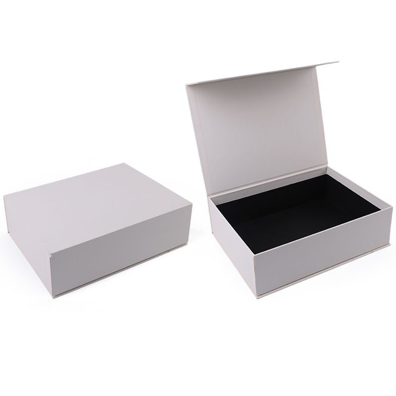Paper jewelry Gift Box Packaging Eco Friendly Cardboard white Magnetic Jewelry Box