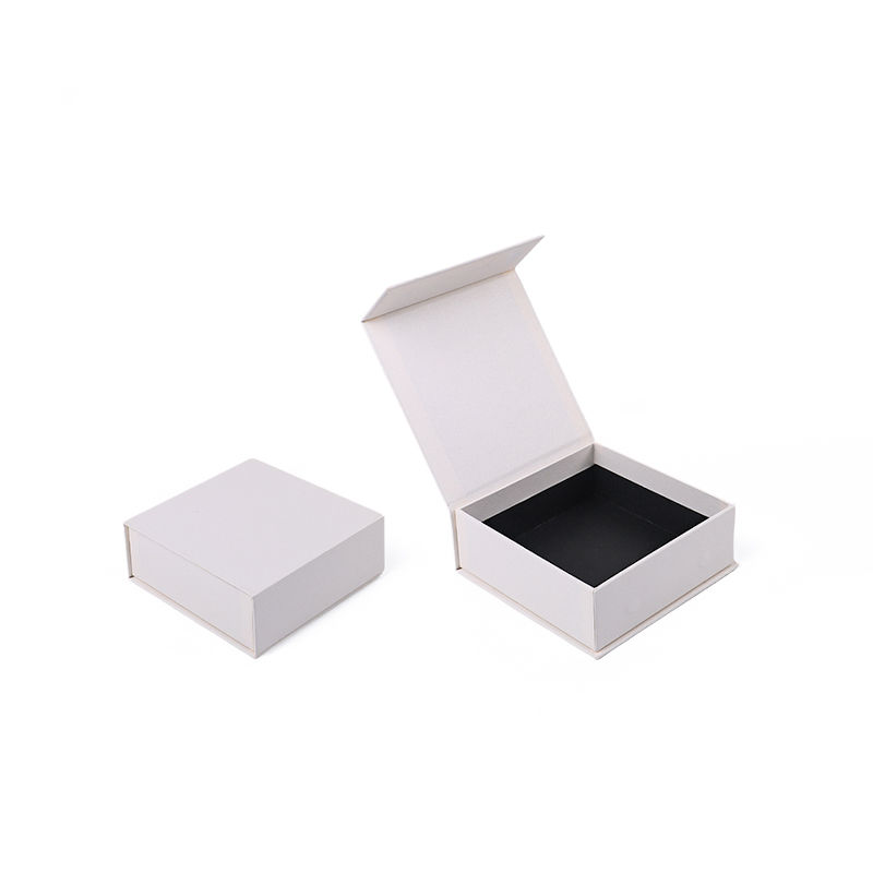 Paper jewelry Gift Box Packaging Eco Friendly Cardboard white Magnetic Jewelry Box