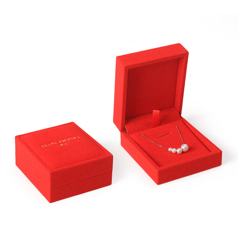 customised high end velvet square red jewelry box for bracelet Necklace ring packaging
