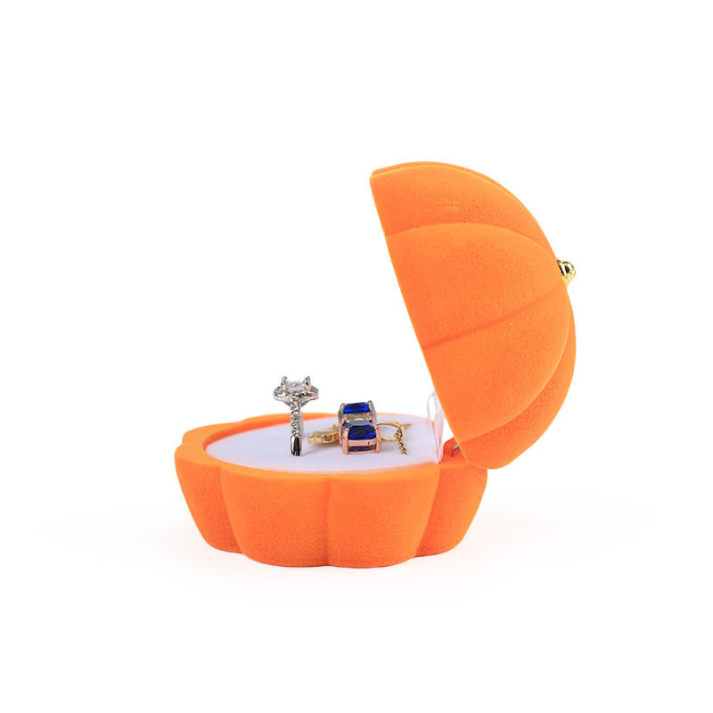 customised premium personalized velvet ring box jewelry packaging for Halloween