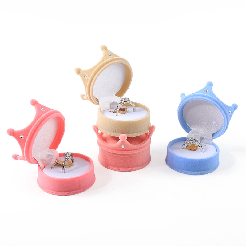 personalized hign end flip crown velvet ring box jewelry packaging for Holiday gifts