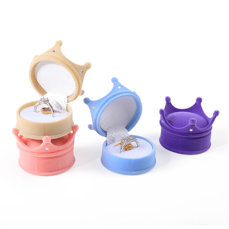 personalized hign end flip crown velvet ring box jewelry packaging for Holiday gifts