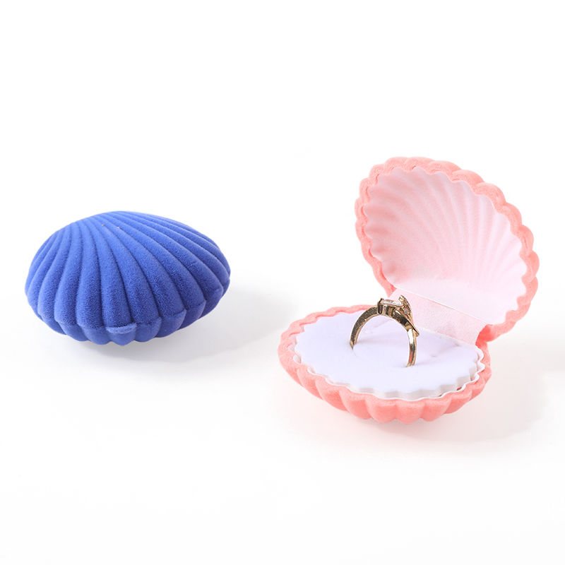 personalized hign quality flip shell velvet ring box jewelry packaging