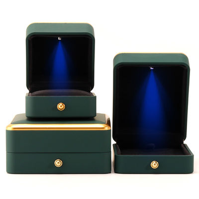 Square Green LED Jewelry Box for Luxury Packaging of Necklaces and Rings Customizable