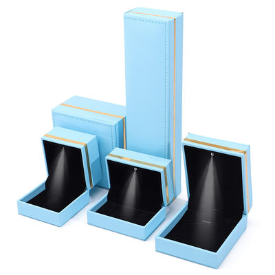 보석 패키지 LED 라이트 팔찌 회색 귀걸이와 반지 세트